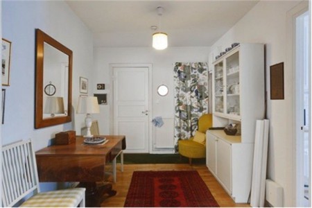 Möblerbara hallen - Bilden är tagen från dörren mellan hallen och det stora rummet